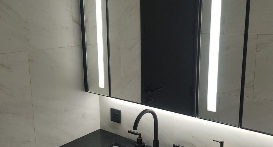 For sale and for rent 2 bedrooms condo in Sathon, Bangkok