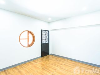 Продажа 2 спальни таунхаус в Si Racha, Чонбури