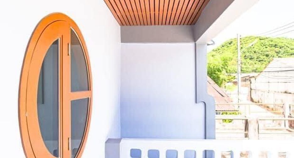 For sale 2 bedrooms townhouse in Si Racha, Chonburi