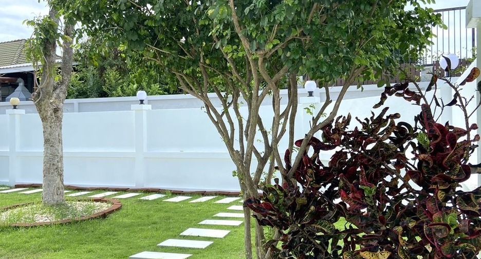For sale 3 bedrooms house in Bang Lamung, Chonburi