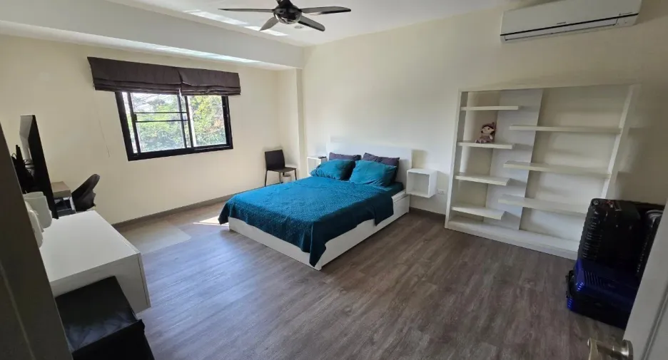 For sale 5 ベッドルーム villa in Bang Lamung, Chonburi