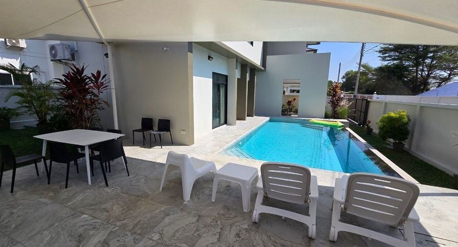 For sale 5 ベッドルーム villa in Bang Lamung, Chonburi