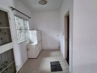 Casa en alquiler de 3 habitaciones en Sam Phran, Nakhon Pathom