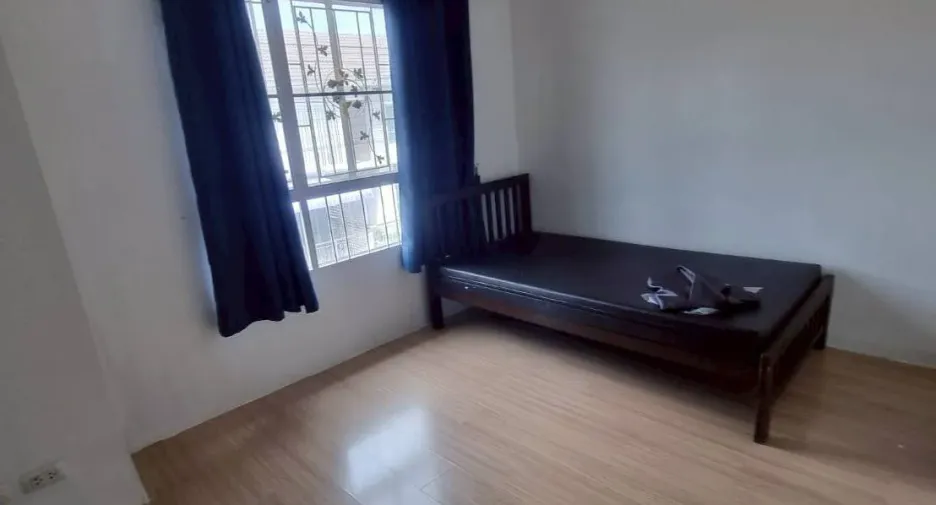 For rent 3 bedrooms house in Sam Phran, Nakhon Pathom