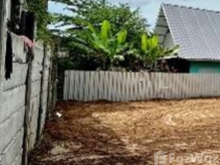 出售 土地 在 Si Racha, Chon Buri