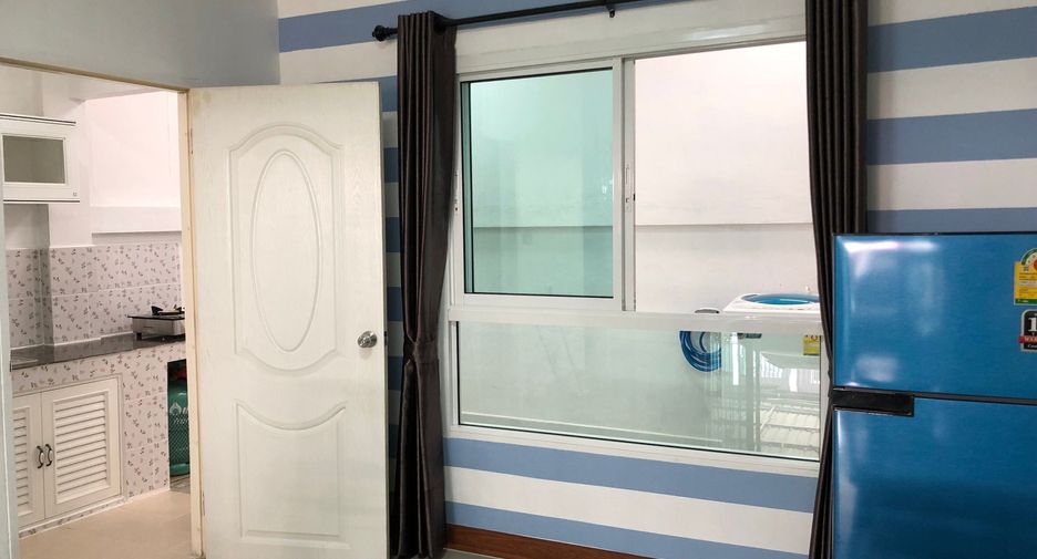 For rent 3 bedrooms house in Si Racha, Chonburi
