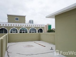 出售 3 卧室 联排别墅 在 Bang Lamung, Chon Buri