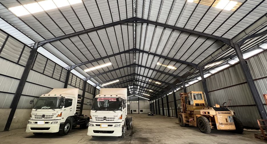 Haus zum Kauf und zur Miete mit Studio in Phra Samut Chedi, Samut Prakan