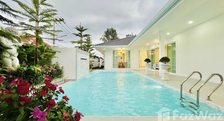 Villa en venta de 5 habitaciones en Bang Lamung, Chonburi