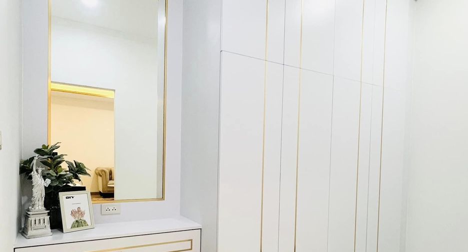 Villa en venta de 5 habitaciones en Bang Lamung, Chonburi