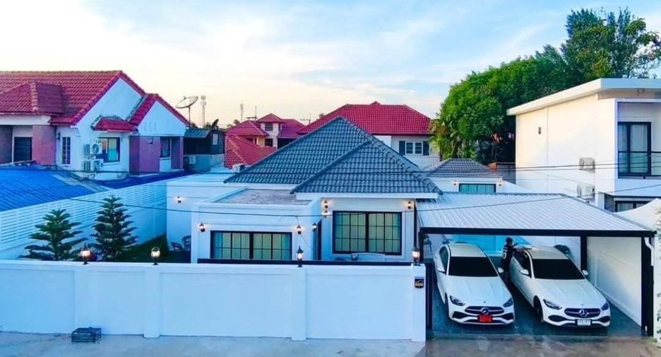 Продажа 4 спальни вилла в Банг Ламунг, Чонбури