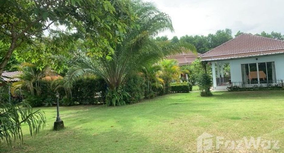 For sale 4 ベッドルーム villa in Klaeng, Rayong