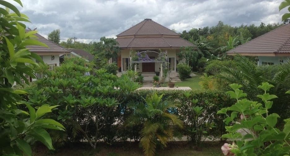 For sale 4 ベッドルーム villa in Klaeng, Rayong
