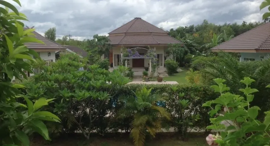 For sale 4 ベッドルーム villa in Klaeng, Rayong