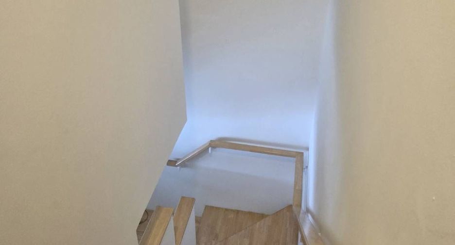 For sale 3 ベッドルーム townhouse in Bang Phli, Samut Prakan