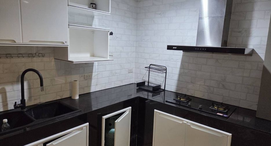 For sale 3 ベッドルーム townhouse in Bang Phli, Samut Prakan