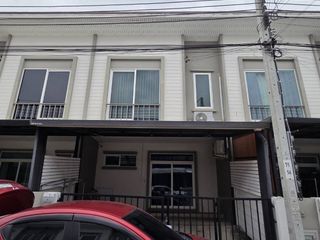 For sale 3 ベッドルーム townhouse in Bang Phli, Samut Prakan