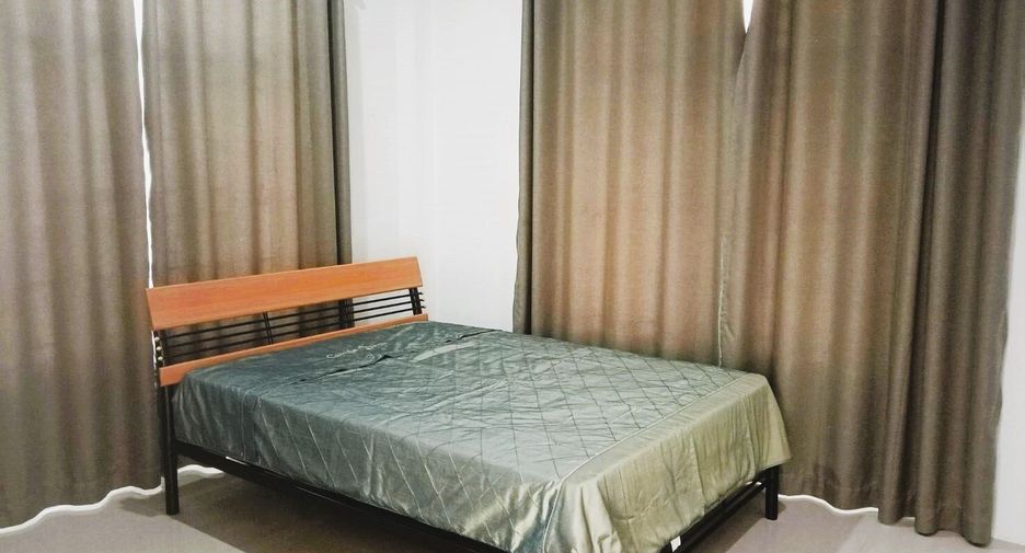 For sale 2 ベッドルーム villa in Sattahip, Chonburi