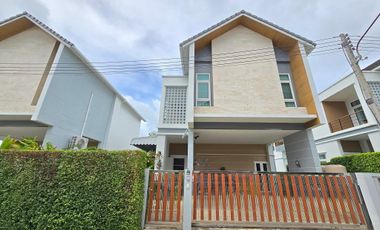 Casa en venta de 3 habitaciones en Mueang Phuket, Phuket