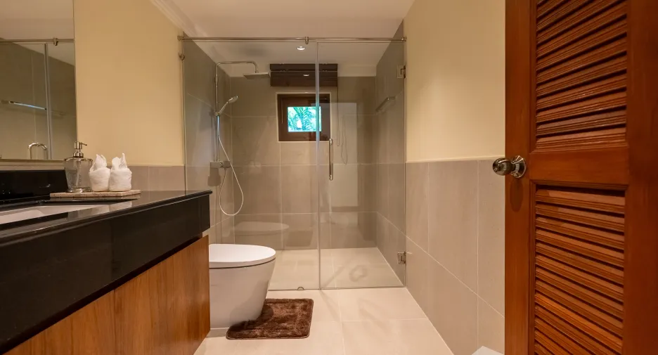 For sale 6 bedrooms villa in Thalang, Phuket
