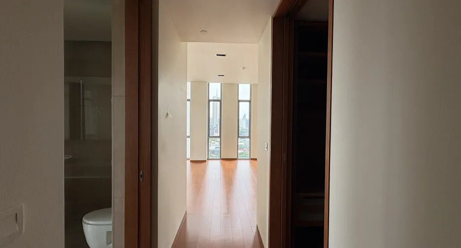 For sale and for rent 3 bedrooms condo in Sathon, Bangkok