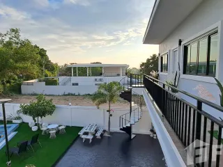 Villa zum Kauf und zur Miete mit 6 Zimmer in Bang Lamung, Chonburi