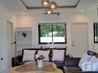 Villa zum Kauf und zur Miete mit 6 Zimmer in Bang Lamung, Chonburi
