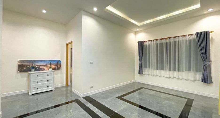 For sale 3 bedrooms house in Bang Lamung, Chonburi
