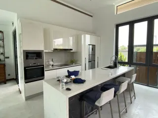 À vendre 4 chambres villa à Thalang, Phuket