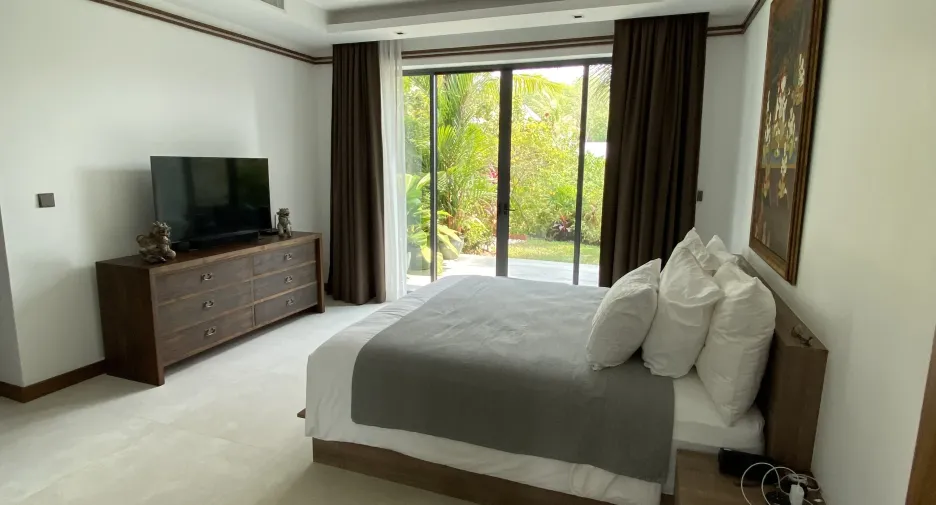 For sale 4 bedrooms villa in Thalang, Phuket