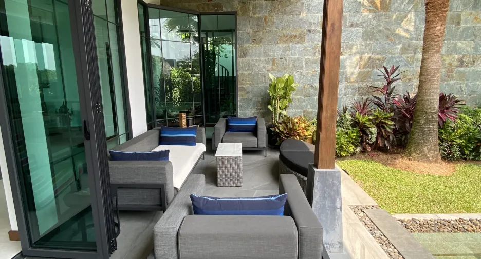 For sale 4 bedrooms villa in Thalang, Phuket