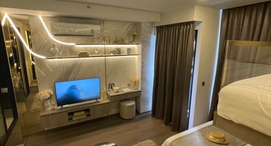 Продажа 1 кровать кондо в Ратчатхещи, Бангкок
