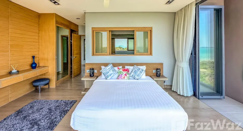 For rent 5 bedrooms villa in Thalang, Phuket