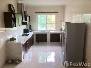 À vendre 3 chambres maison à Pluak Daeng, Rayong