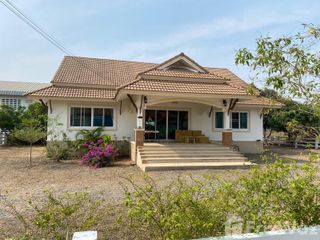À vendre 3 chambres maison à Pluak Daeng, Rayong