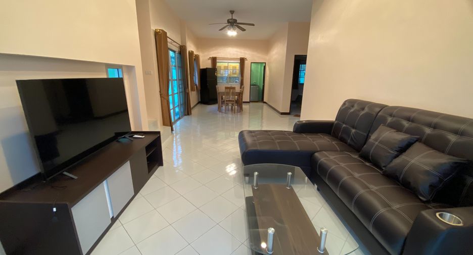 Haus zur Miete mit 3 Zimmer in Bang Lamung, Chonburi