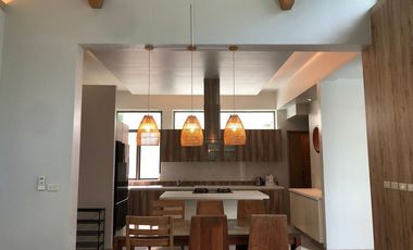 For rent 3 bedrooms villa in Thalang, Phuket