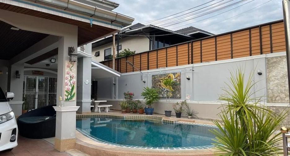 出售 和 出租 4 卧室 别墅 在 Jomtien, 芭提雅
