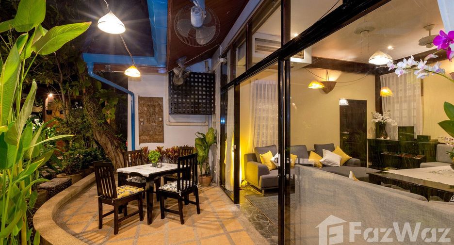 À louer 12 chambres villa à Mueang Phuket, Phuket