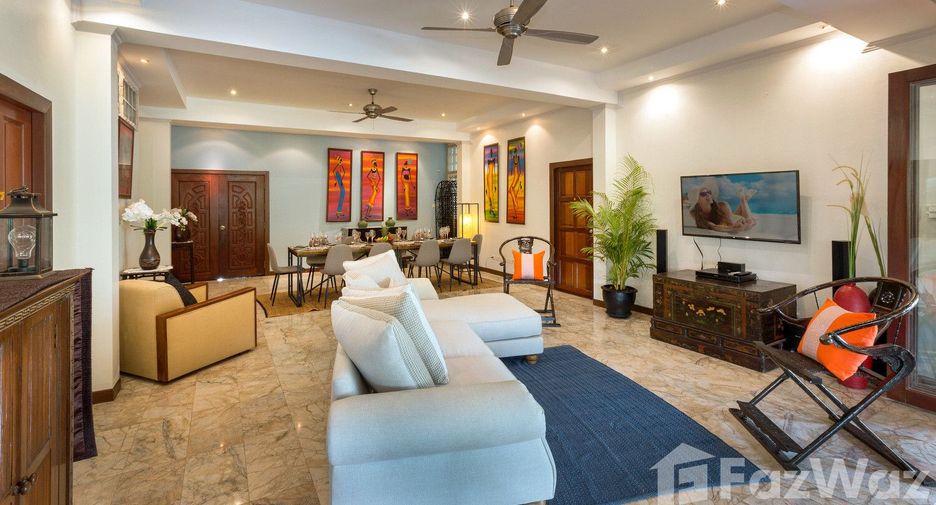 À louer 12 chambres villa à Mueang Phuket, Phuket
