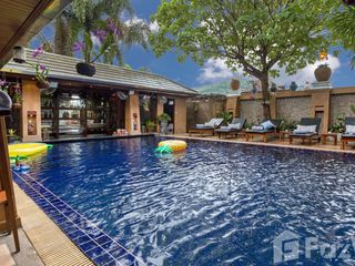 À louer 12 chambres villa à Mueang Phuket, Phuket