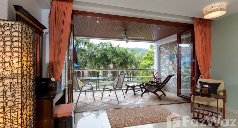 À louer 12 chambres villa à Mueang Phuket, Phuket