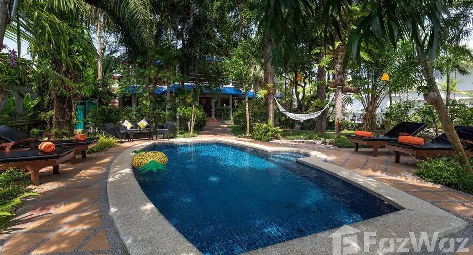 À louer 12 chambres villa à Mueang Phuket, Phuket
