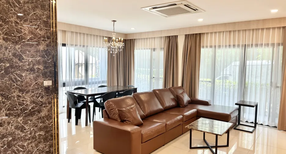 For sale and for rent 5 bedrooms house in Bang Phli, Samut Prakan