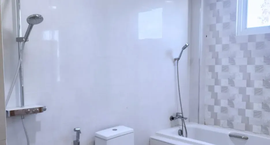 Haus zum Kauf und zur Miete mit 7 Zimmer in Nong Suea, Pathum Thani