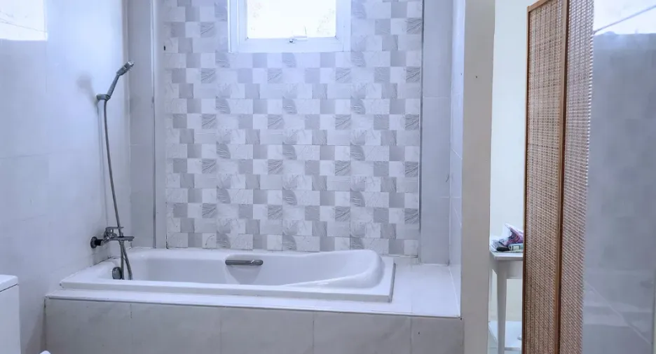Haus zum Kauf und zur Miete mit 7 Zimmer in Nong Suea, Pathum Thani