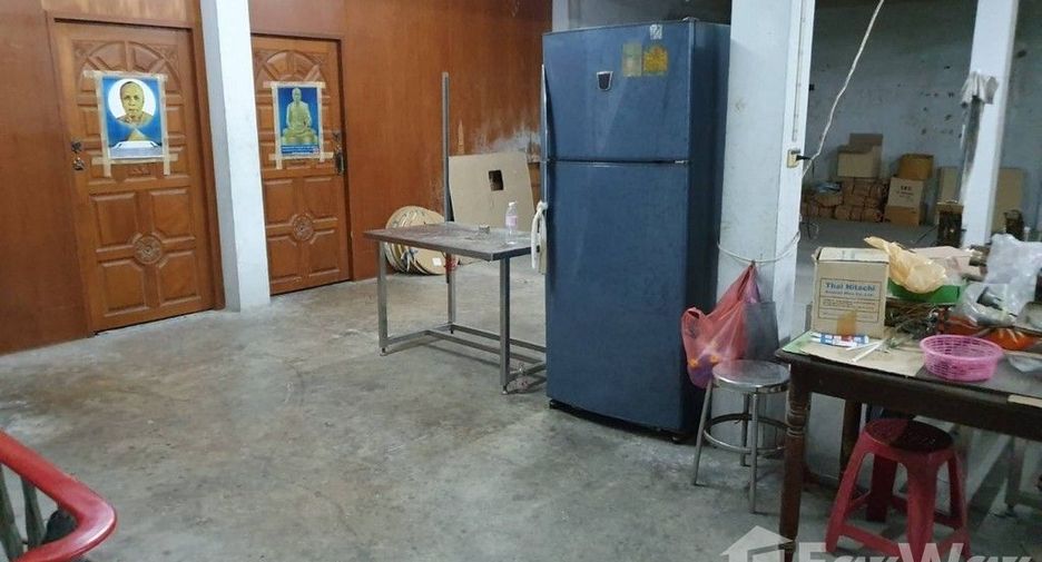 Reihenhaus zum Kauf mit 4 Zimmer in Bang Kho Laem, Bangkok