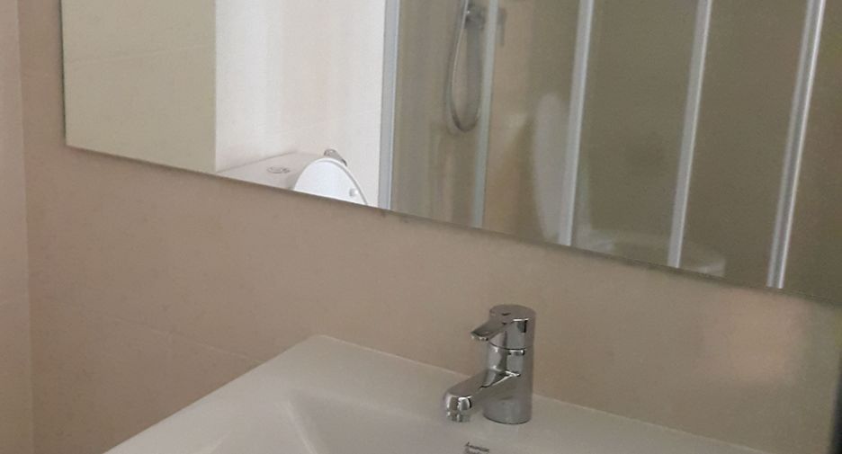 For rent studio condo in Si Racha, Chonburi