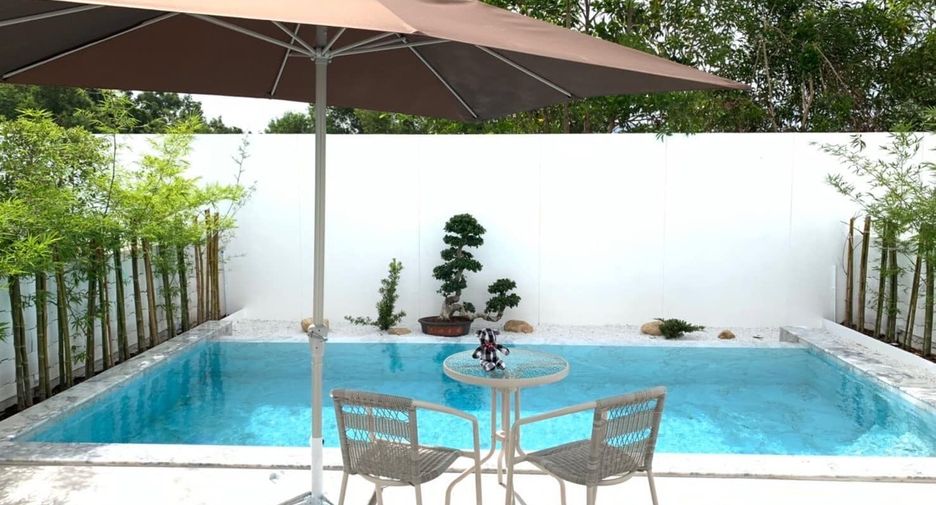 For rent 3 bedrooms villa in Mueang Phuket, Phuket
