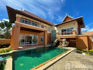 Villa en alquiler de 3 habitaciones en Bang Lamung, Chonburi